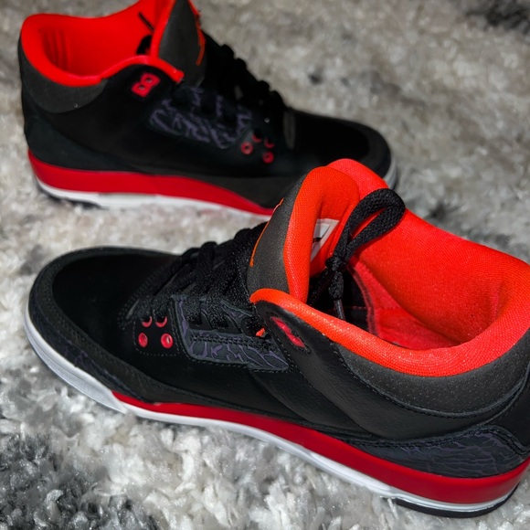 Air Jordans 3 Black/Red Crimsons - Picture 5 of 7
